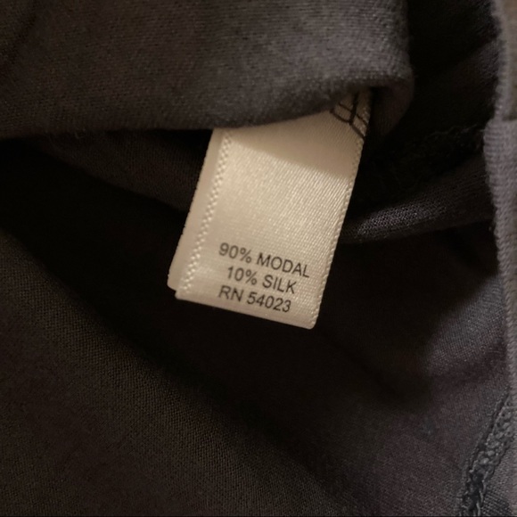 BANANA REPUBLIC modal/silk knotted neck detail shirt, size S - Picture 5 of 5